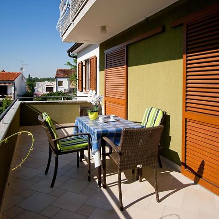 Apartments Silvia Пореч Экстерьер фото