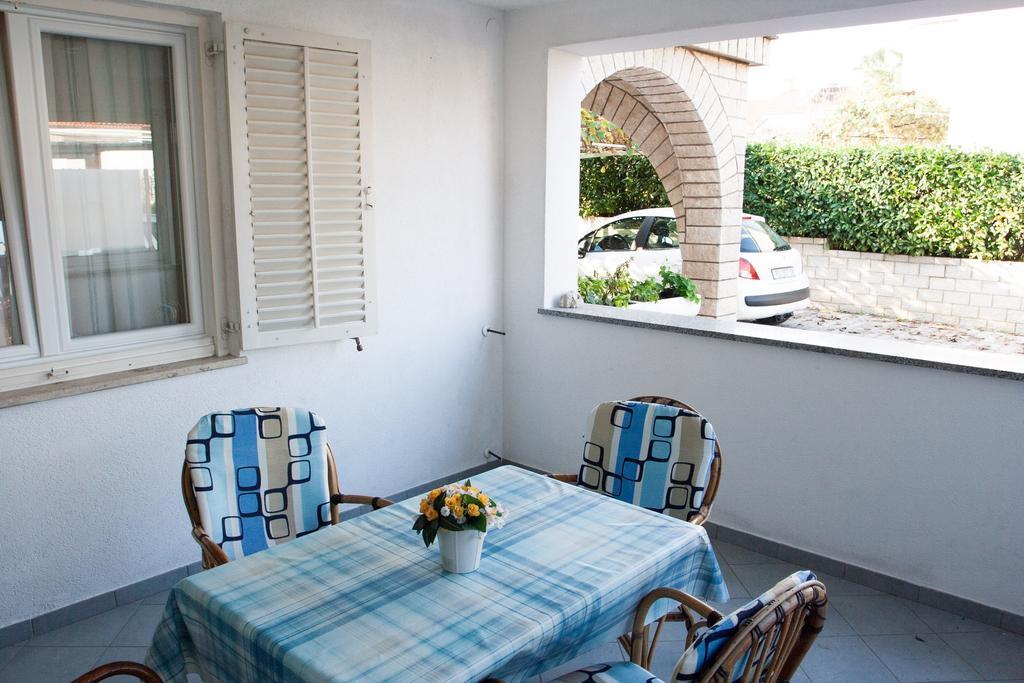 Apartments Silvia Пореч Экстерьер фото