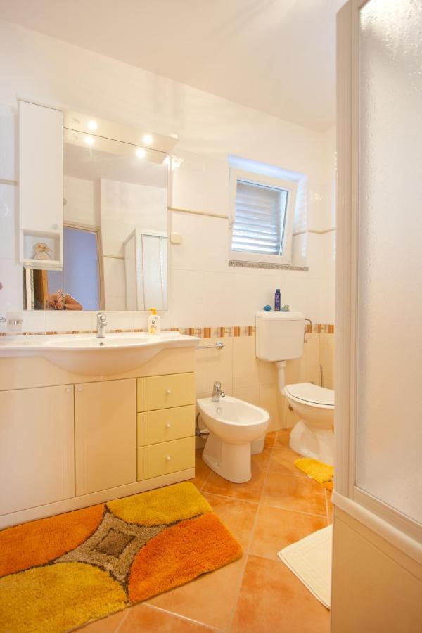 Apartments Silvia Пореч Экстерьер фото